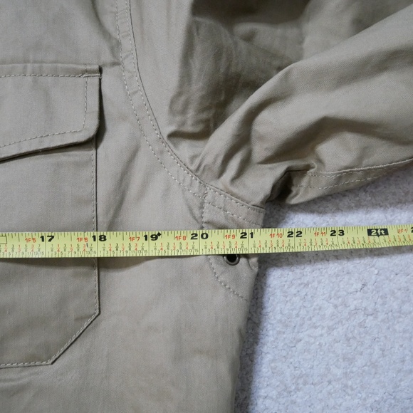 Taylor Stitch Deck Jacket in Khaki Dry Wax - Picture 7 of 8